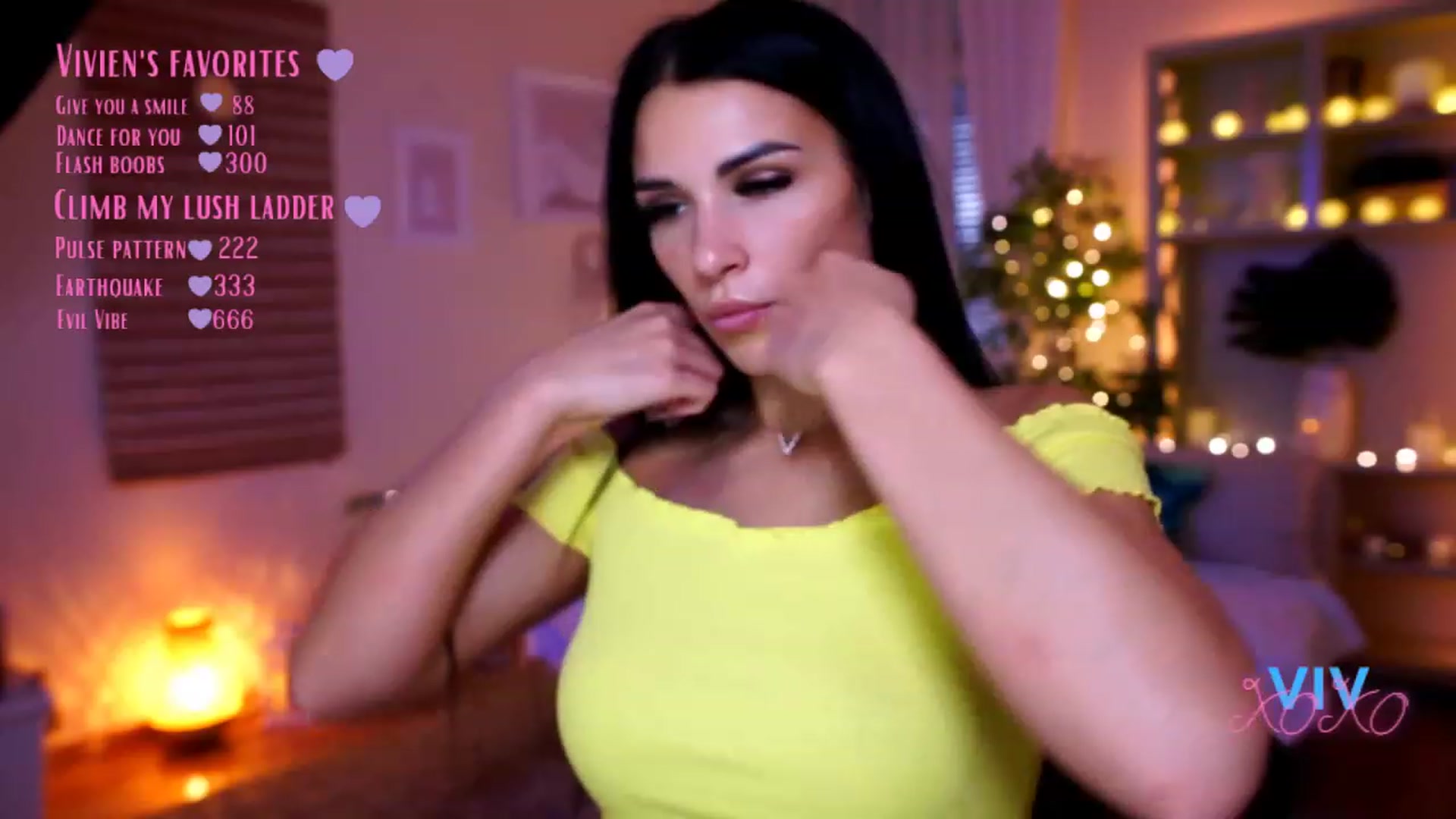 Gallery image thumbnail from kerelai's myfreecams stream on, 01/03/2023, 14:16 image 11 of 20