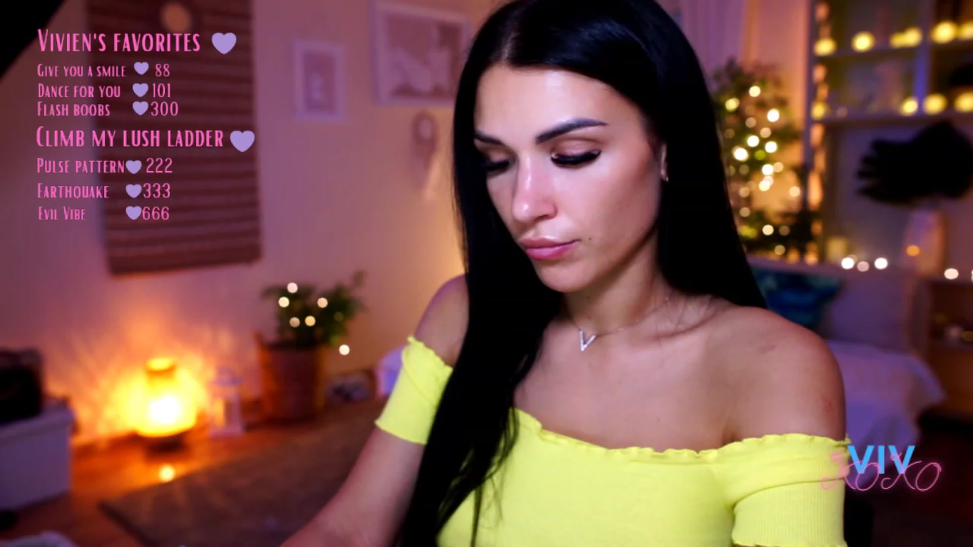 Gallery image thumbnail from kerelai's myfreecams stream on, 01/03/2023, 14:16 image 16 of 20