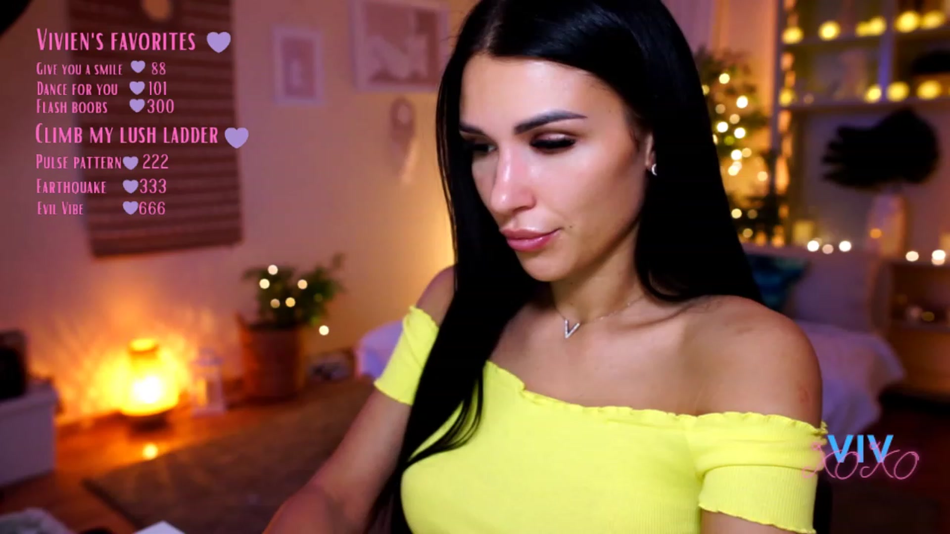 Gallery image thumbnail from kerelai's myfreecams stream on, 01/03/2023, 14:16 image 5 of 20