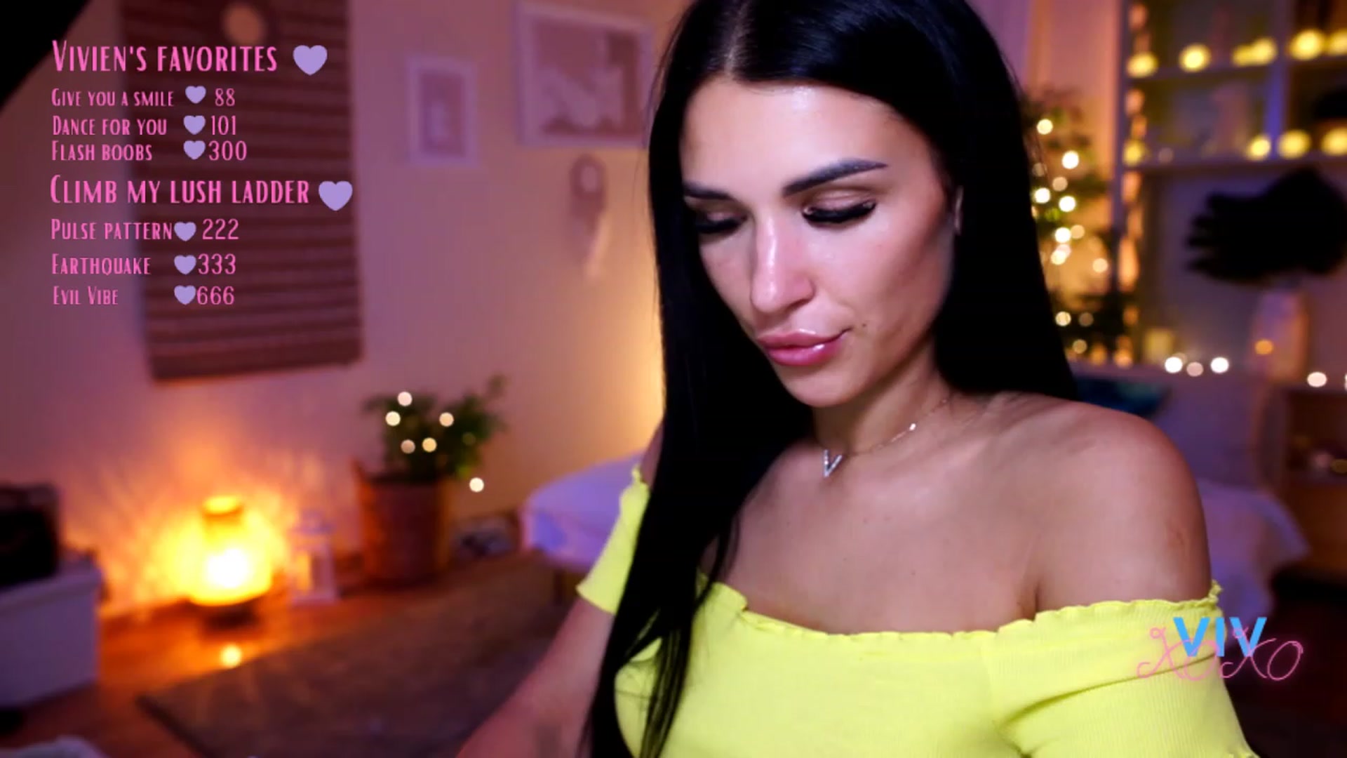 Gallery image thumbnail from kerelai's myfreecams stream on, 01/03/2023, 14:16 image 13 of 20