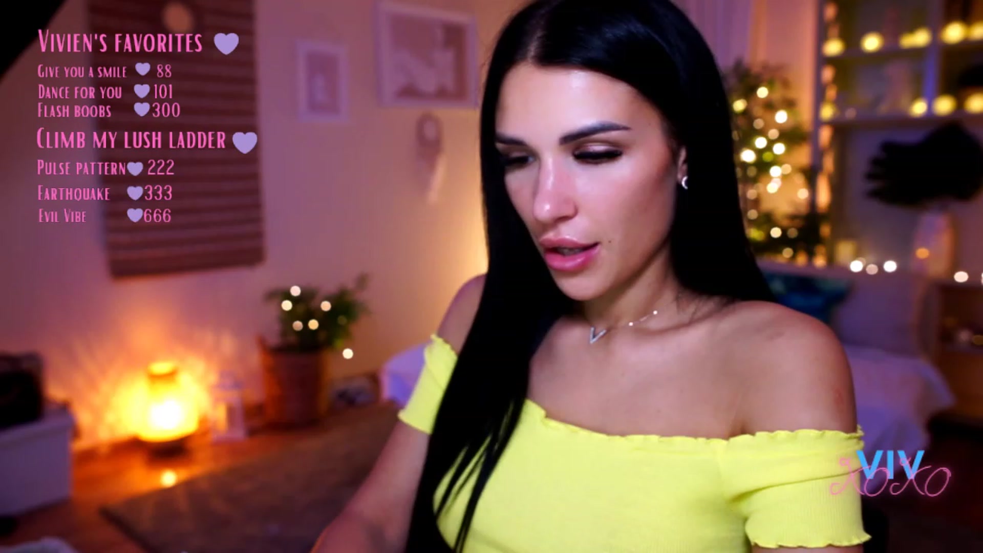 Gallery image thumbnail from kerelai's myfreecams stream on, 01/03/2023, 14:16 image 15 of 20