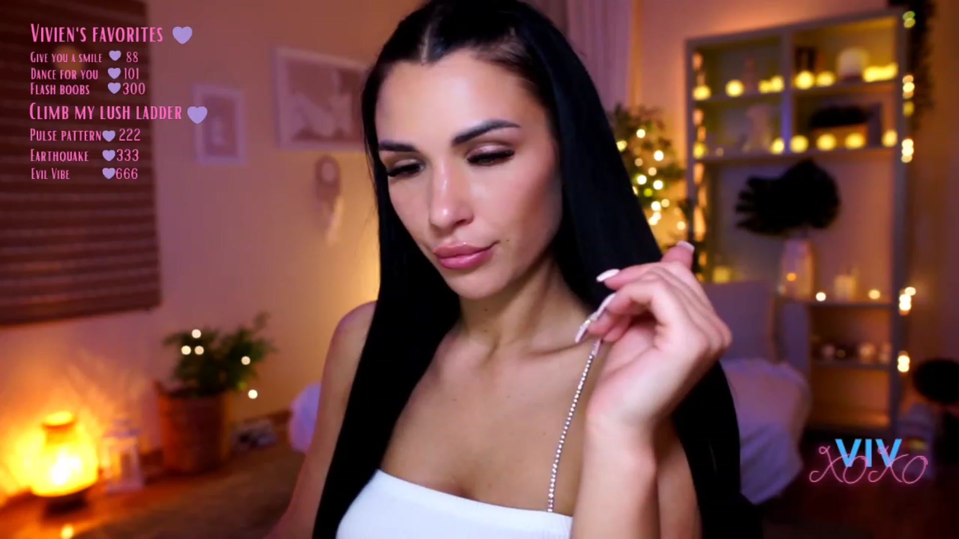 Gallery image thumbnail from kerelai's myfreecams stream on, 01/05/2023, 17:08 image 13 of 20