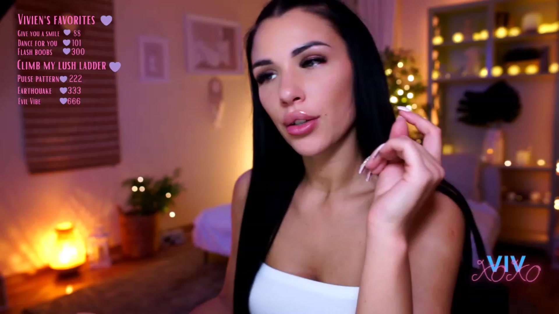 Gallery image thumbnail from kerelai's myfreecams stream on, 01/05/2023, 17:08 image 5 of 20