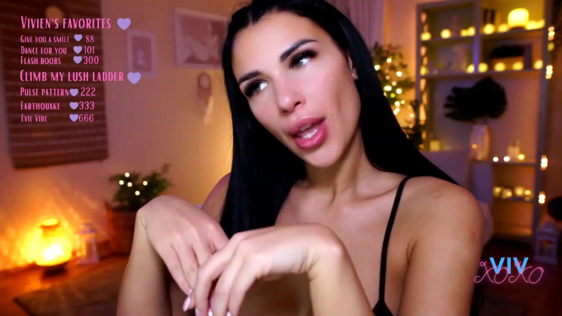 Gallery image thumbnail from kerelai's myfreecams stream on, 01/08/2023, 18:02 image 9 of 20