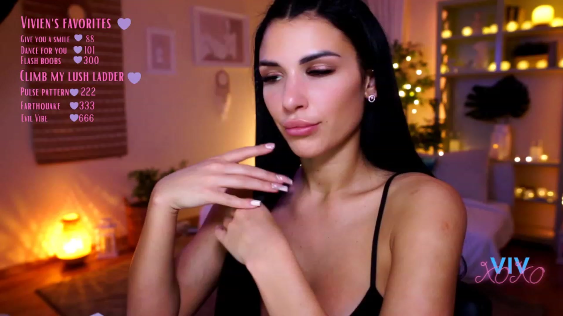Gallery image thumbnail from kerelai's myfreecams stream on, 01/08/2023, 20:01 image 20 of 20