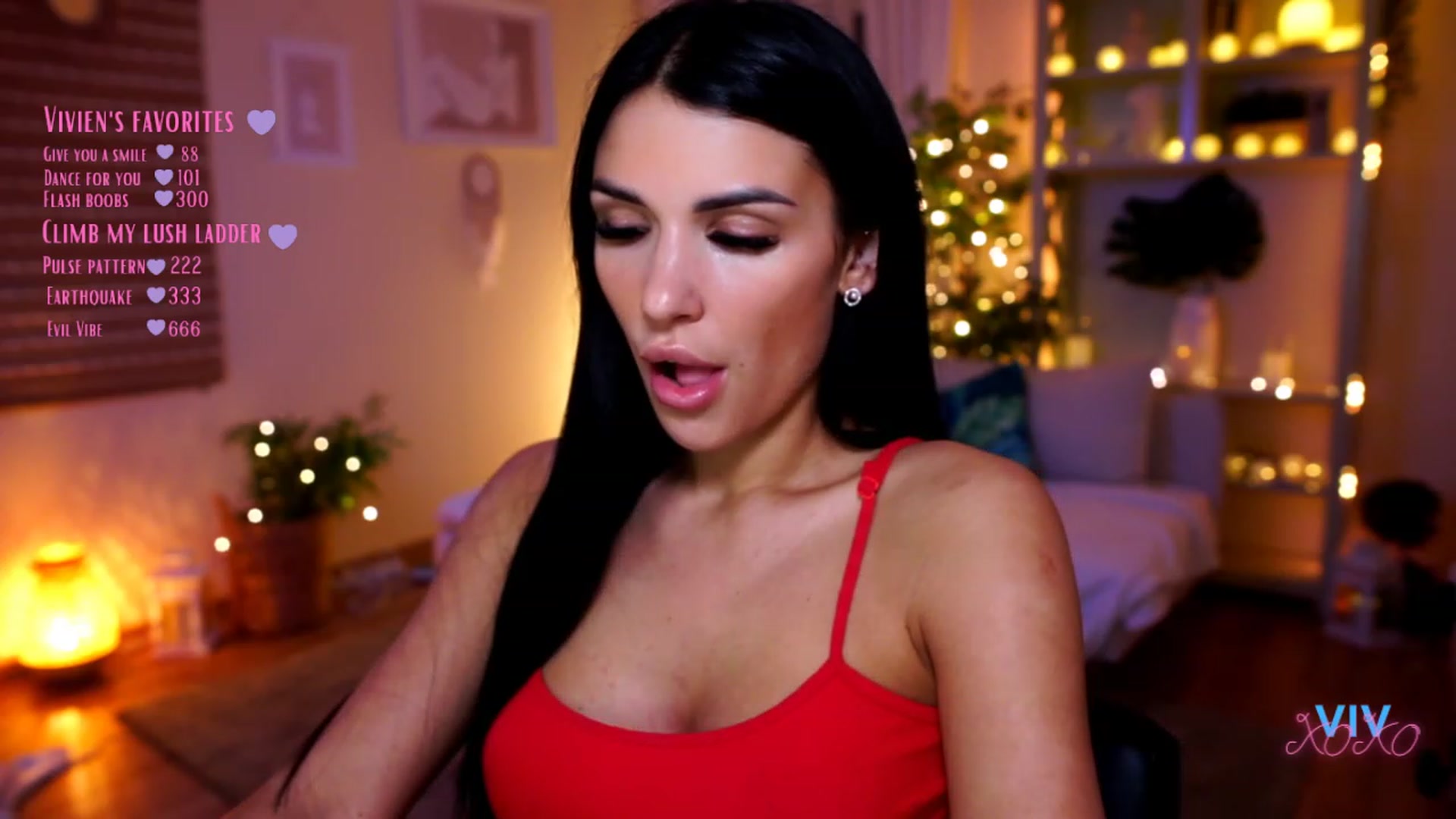 Gallery image thumbnail from kerelai's myfreecams stream on, 01/12/2023, 19:16 image 4 of 20