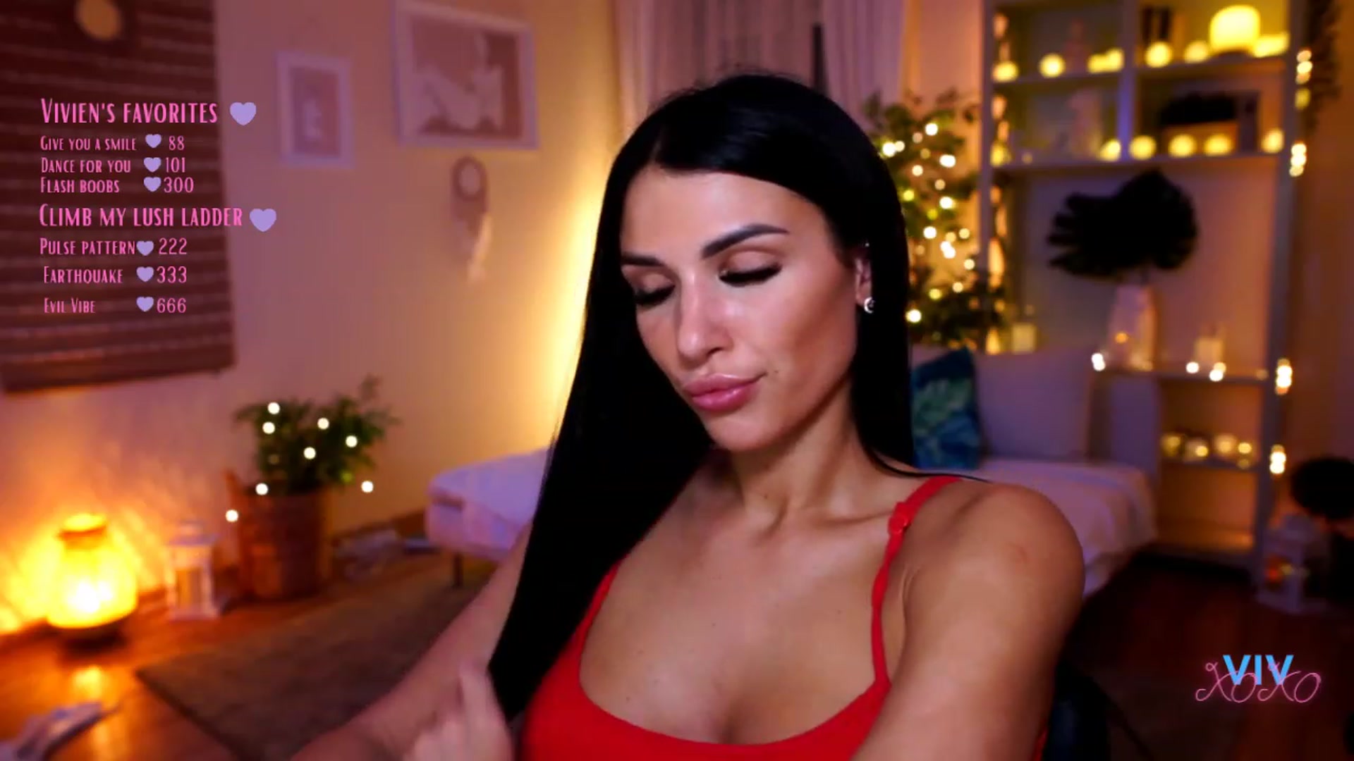 Gallery image thumbnail from kerelai's myfreecams stream on, 01/12/2023, 20:42 image 19 of 20