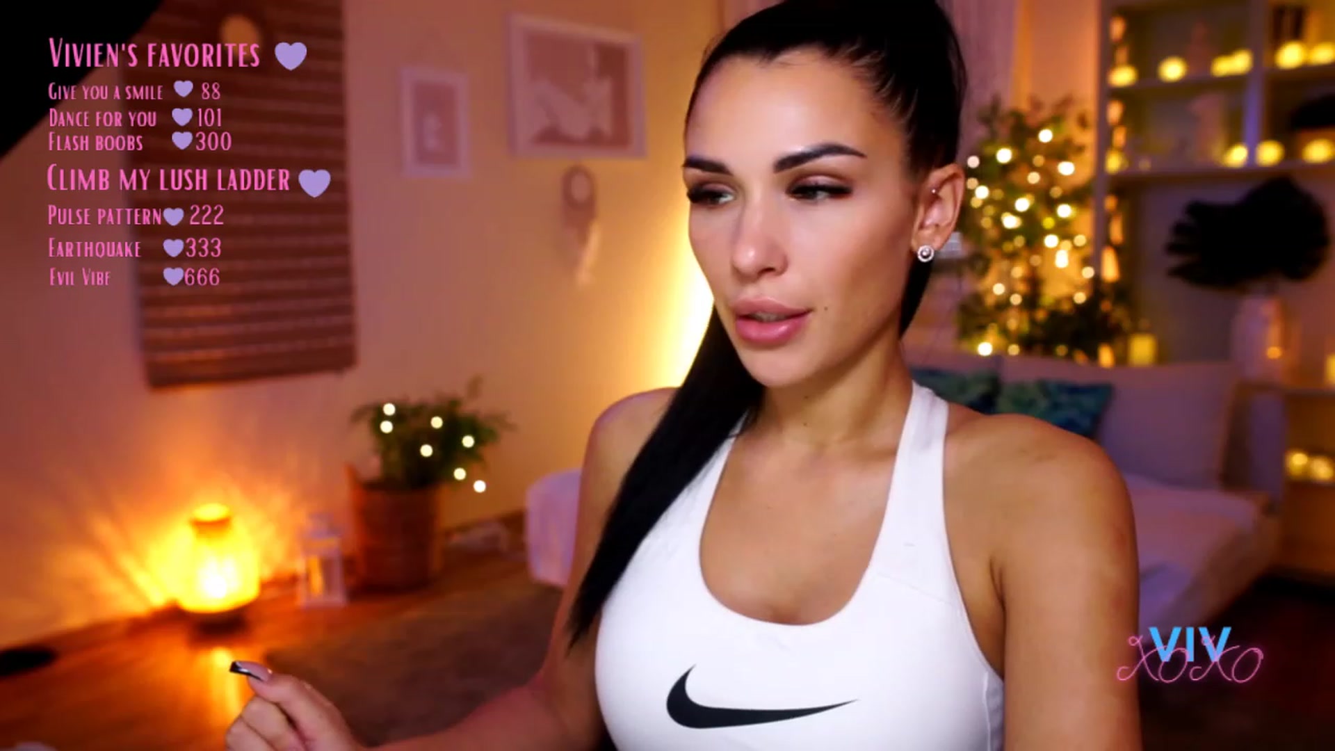 Gallery image thumbnail from kerelai's myfreecams stream on, 01/19/2023, 12:58 image 5 of 20