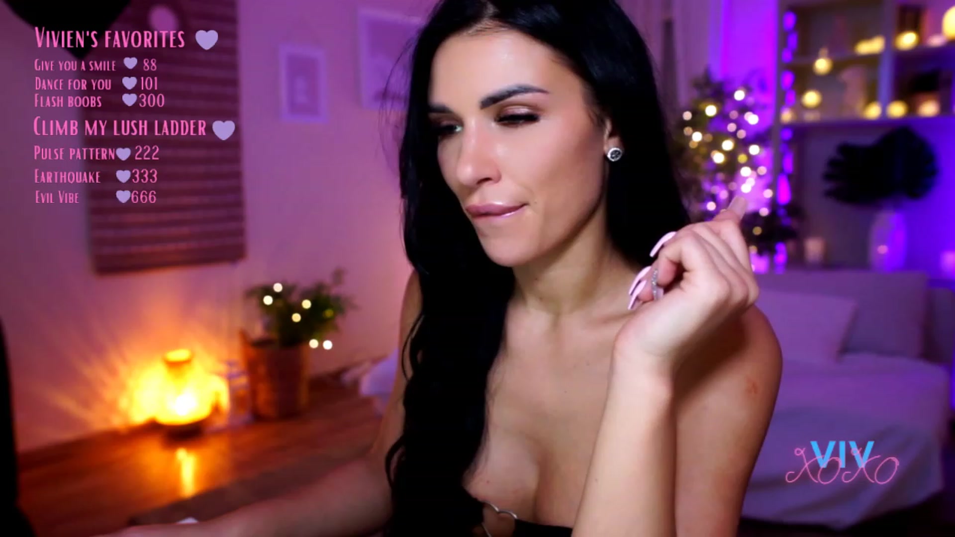 Gallery image thumbnail from kerelai's myfreecams stream on, 02/04/2023, 17:43 image 18 of 20