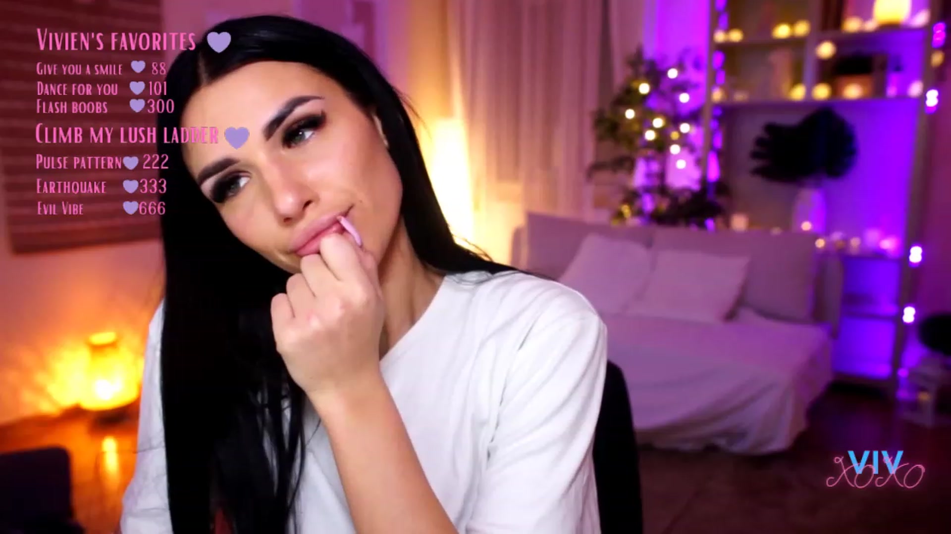 Gallery image thumbnail from kerelai's myfreecams stream on, 02/12/2023, 21:06 image 20 of 20