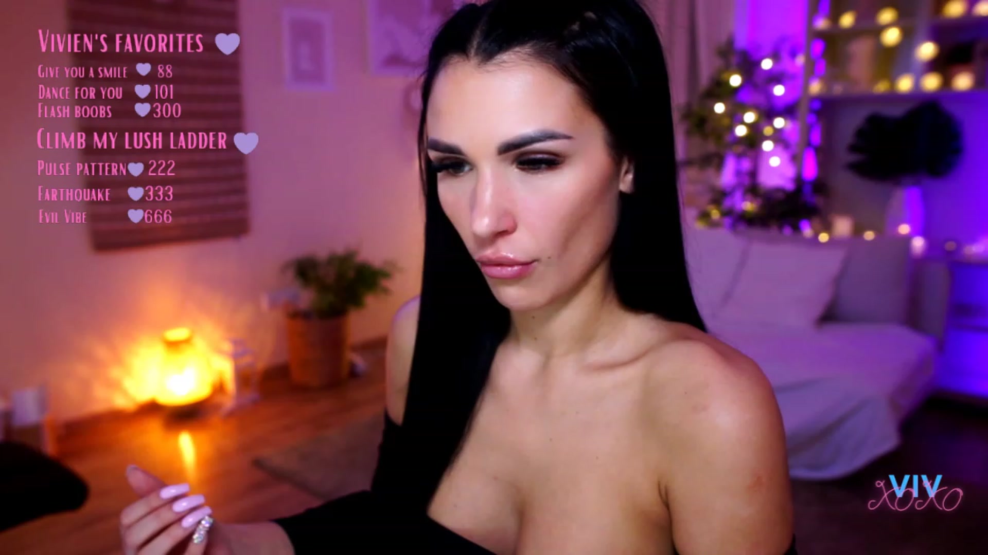 Gallery image thumbnail from kerelai's myfreecams stream on, 02/15/2023, 18:15 image 19 of 20