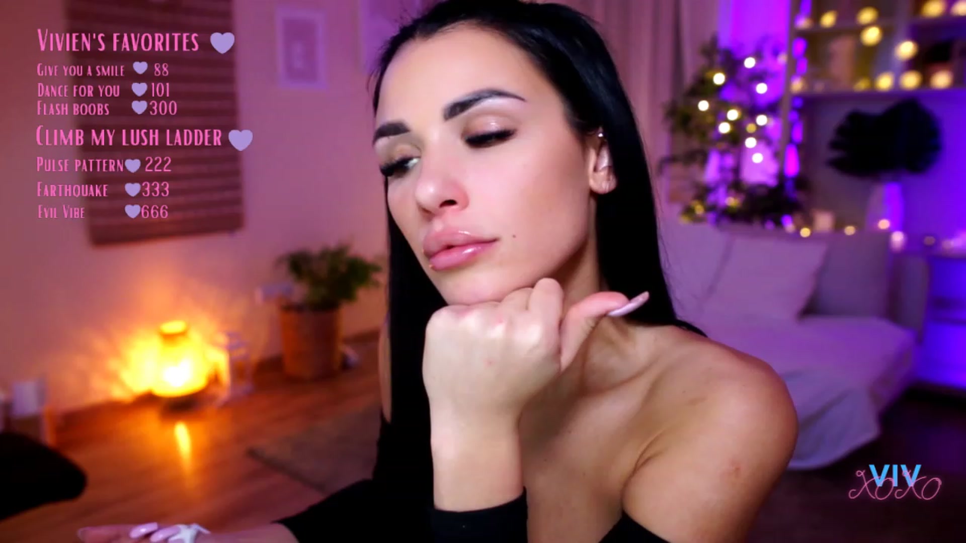 Gallery image thumbnail from kerelai's myfreecams stream on, 02/15/2023, 18:15 image 20 of 20