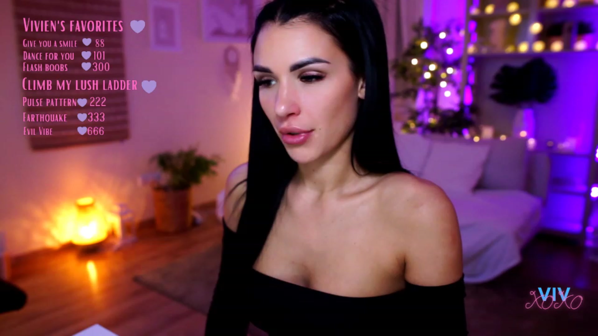 Gallery image thumbnail from kerelai's myfreecams stream on, 02/15/2023, 20:31 image 6 of 20