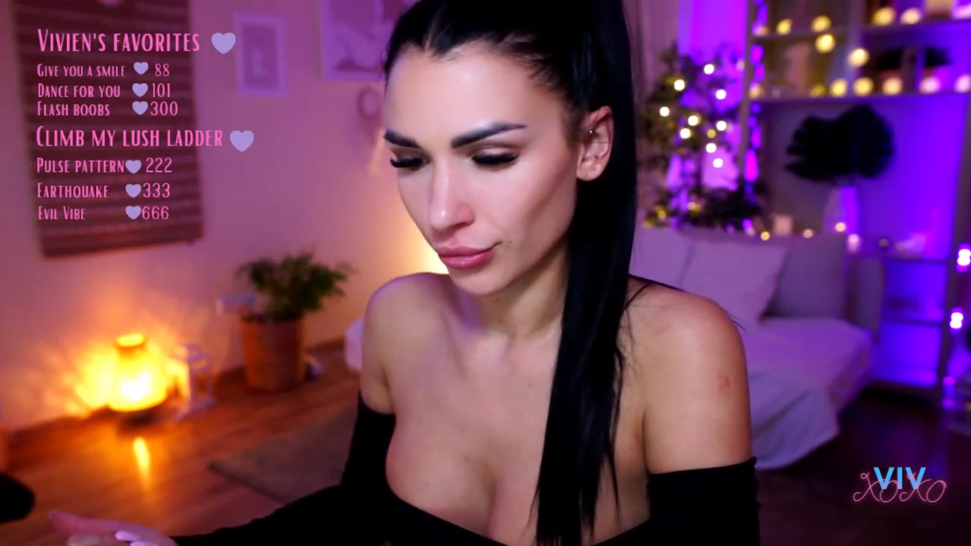 Gallery image thumbnail from kerelai's myfreecams stream on, 02/15/2023, 20:31 image 20 of 20