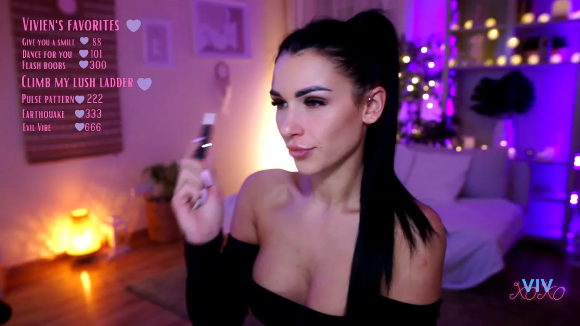 Gallery image thumbnail from kerelai's myfreecams stream on, 02/15/2023, 21:02 image 17 of 20