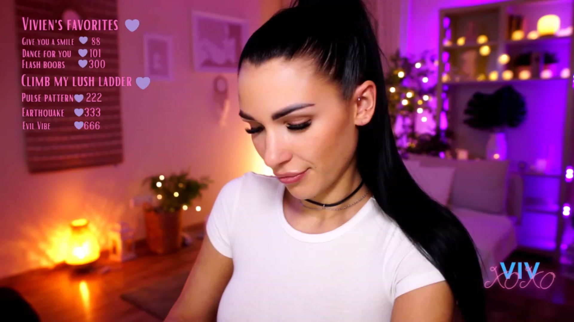 Gallery image thumbnail from kerelai's myfreecams stream on, 02/17/2023, 16:53 image 14 of 20