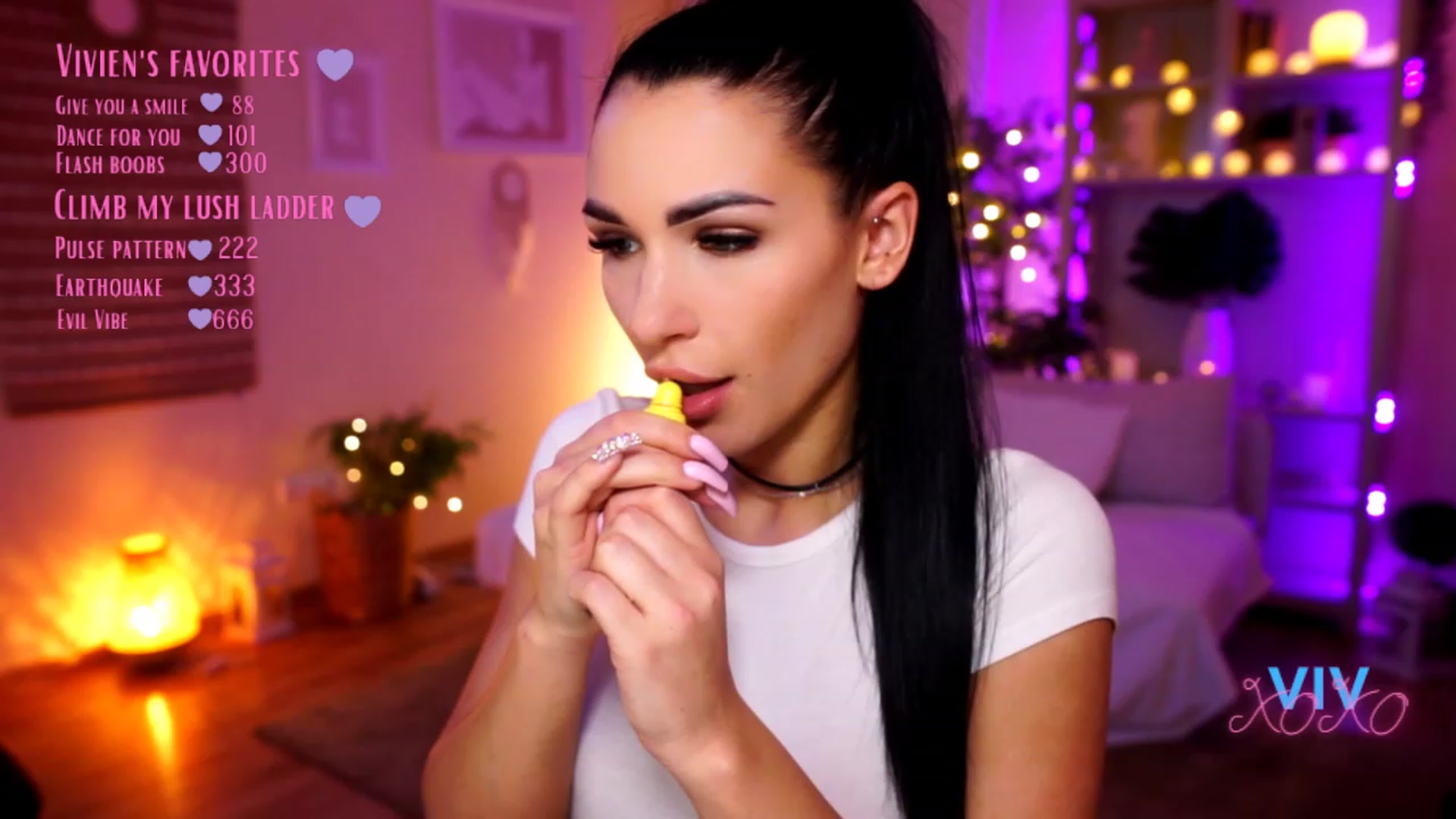 Gallery image thumbnail from kerelai's myfreecams stream on, 02/17/2023, 18:33 image 5 of 20