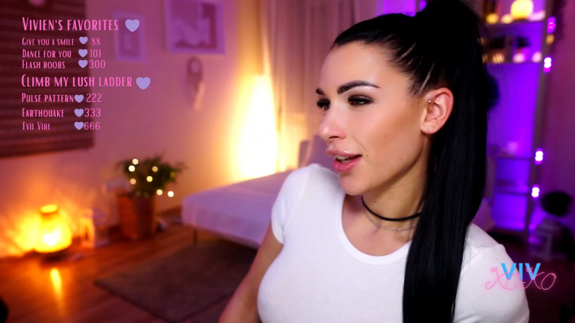 Gallery image thumbnail from kerelai's myfreecams stream on, 02/17/2023, 21:20 image 9 of 20