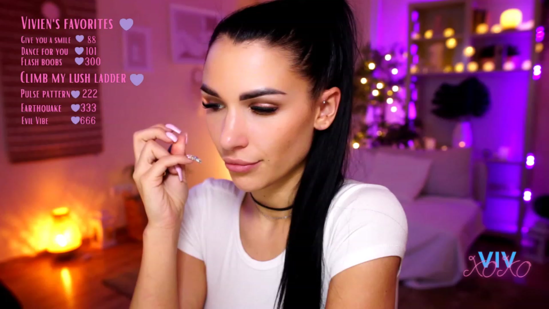 Gallery image thumbnail from kerelai's myfreecams stream on, 02/17/2023, 21:20 image 20 of 20