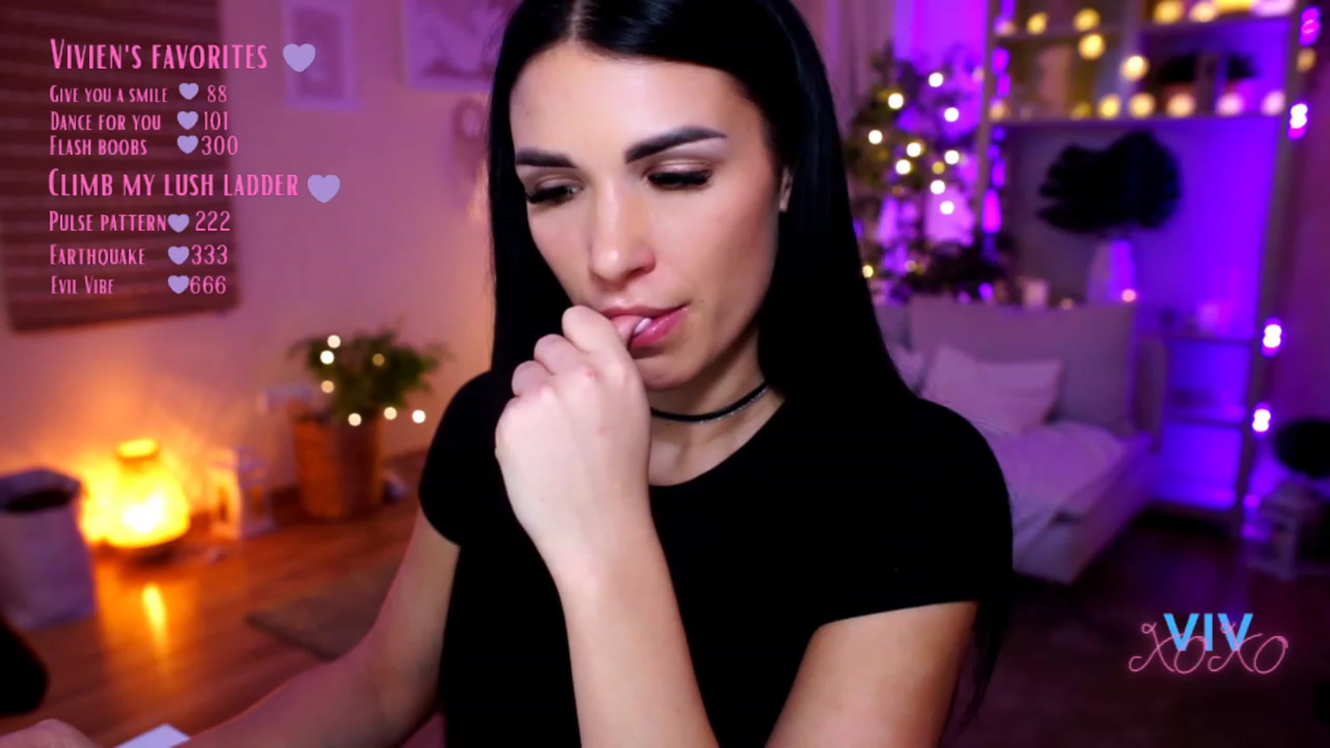 Gallery image thumbnail from kerelai's myfreecams stream on, 02/18/2023, 20:07 image 4 of 20