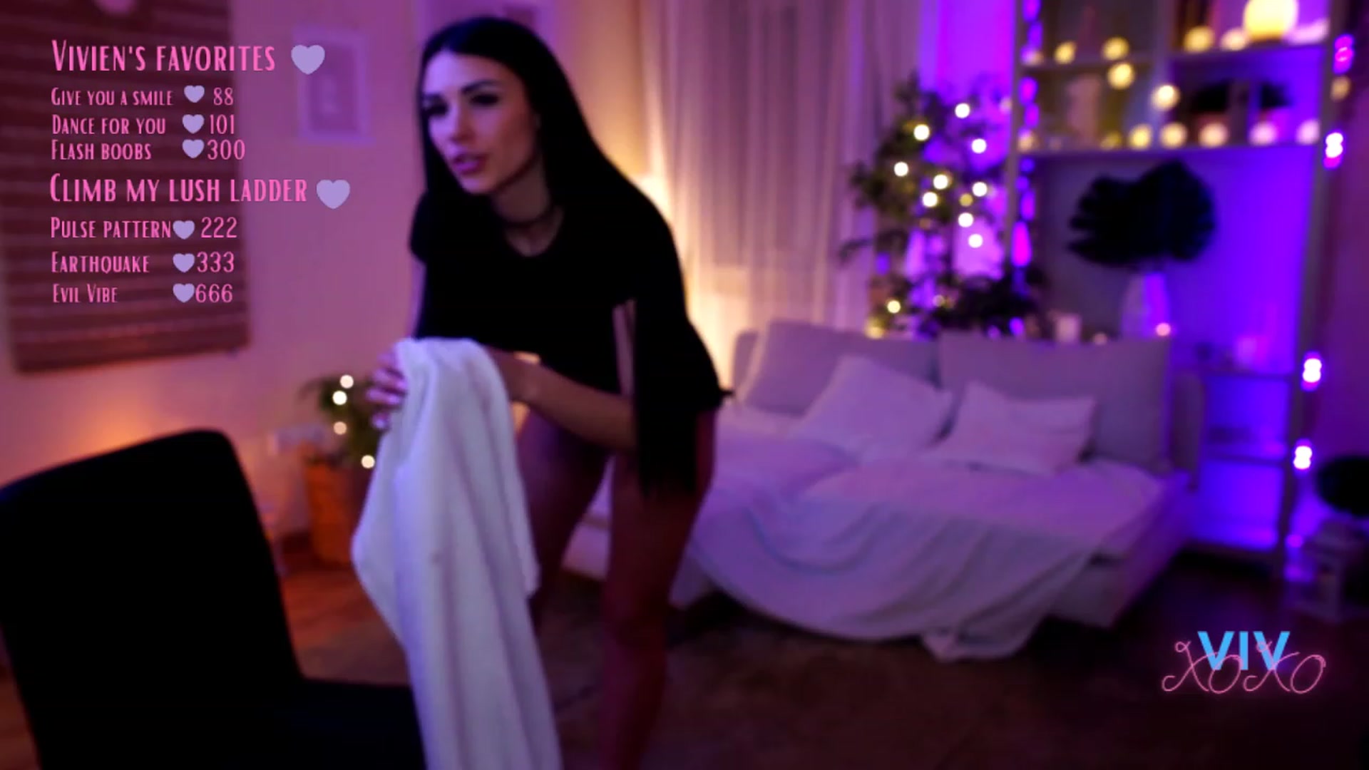 Gallery image thumbnail from kerelai's myfreecams stream on, 02/18/2023, 20:07 image 15 of 20