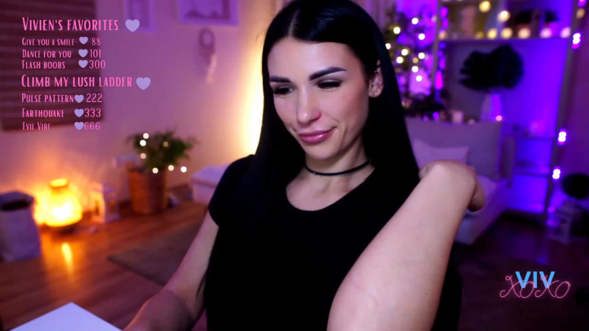 Gallery image thumbnail from kerelai's myfreecams stream on, 02/18/2023, 20:07 image 20 of 20