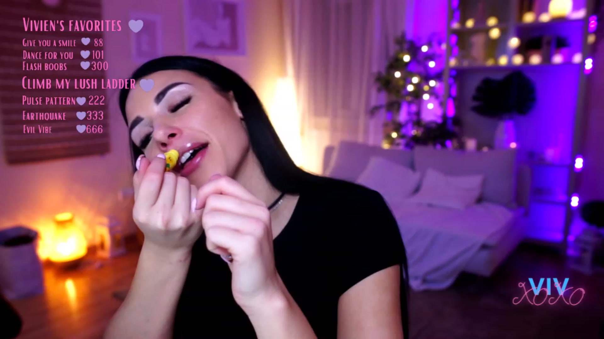 Gallery image thumbnail from kerelai's myfreecams stream on, 02/18/2023, 20:07 image 14 of 20