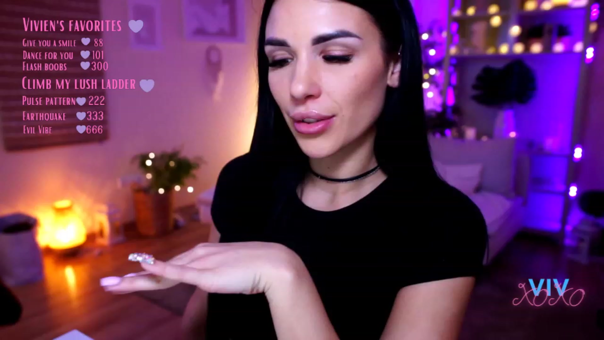 Gallery image thumbnail from kerelai's myfreecams stream on, 02/18/2023, 20:07 image 2 of 20