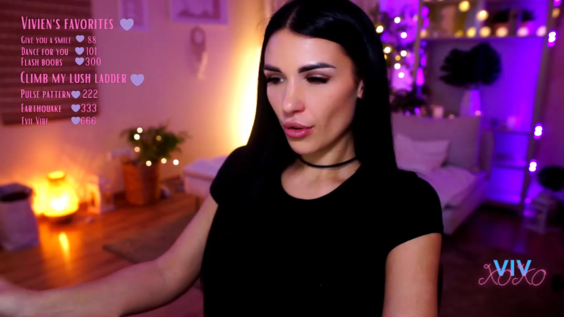 Gallery image thumbnail from kerelai's myfreecams stream on, 02/18/2023, 20:07 image 17 of 20