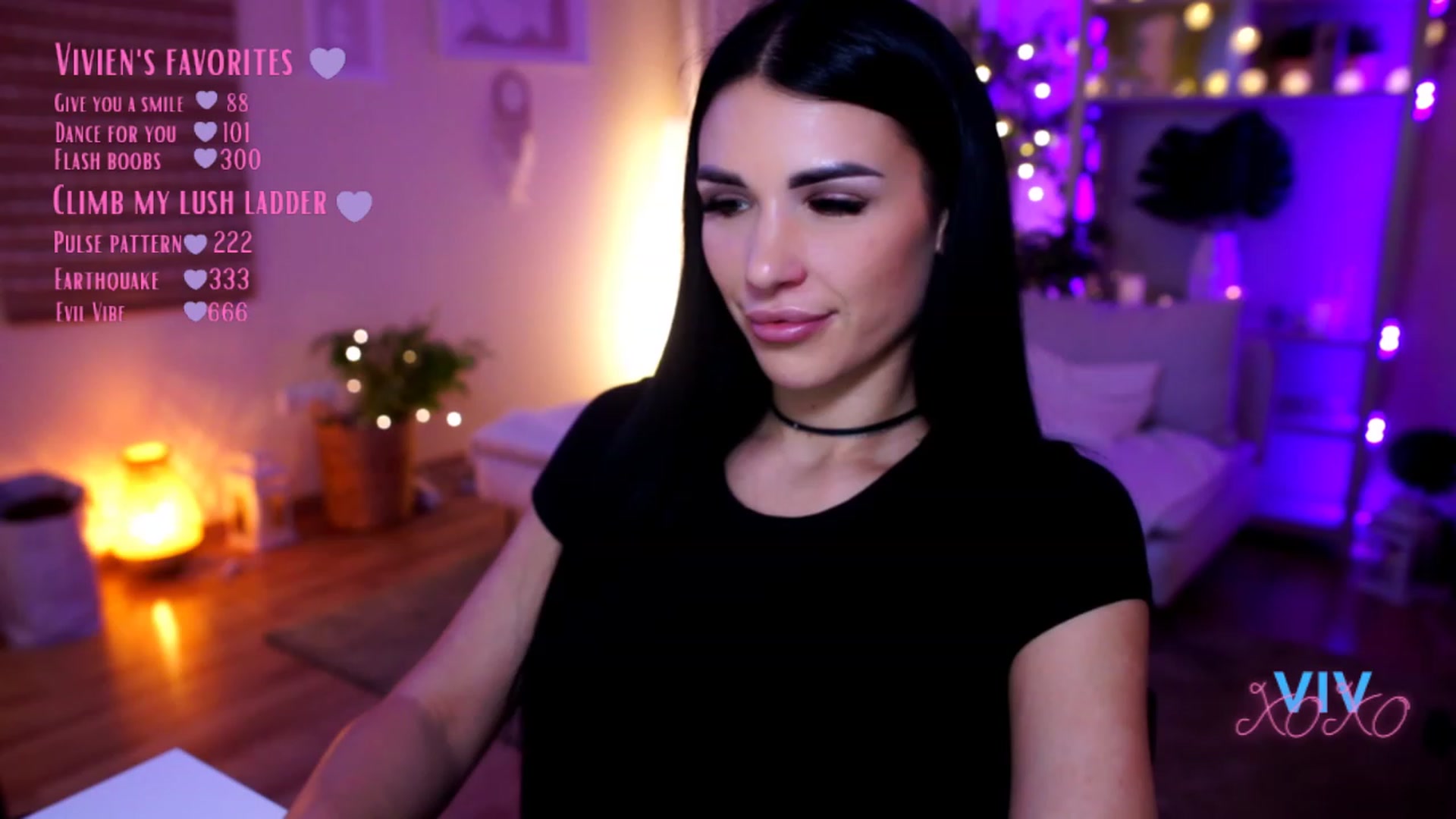 Gallery image thumbnail from kerelai's myfreecams stream on, 02/18/2023, 20:07 image 18 of 20