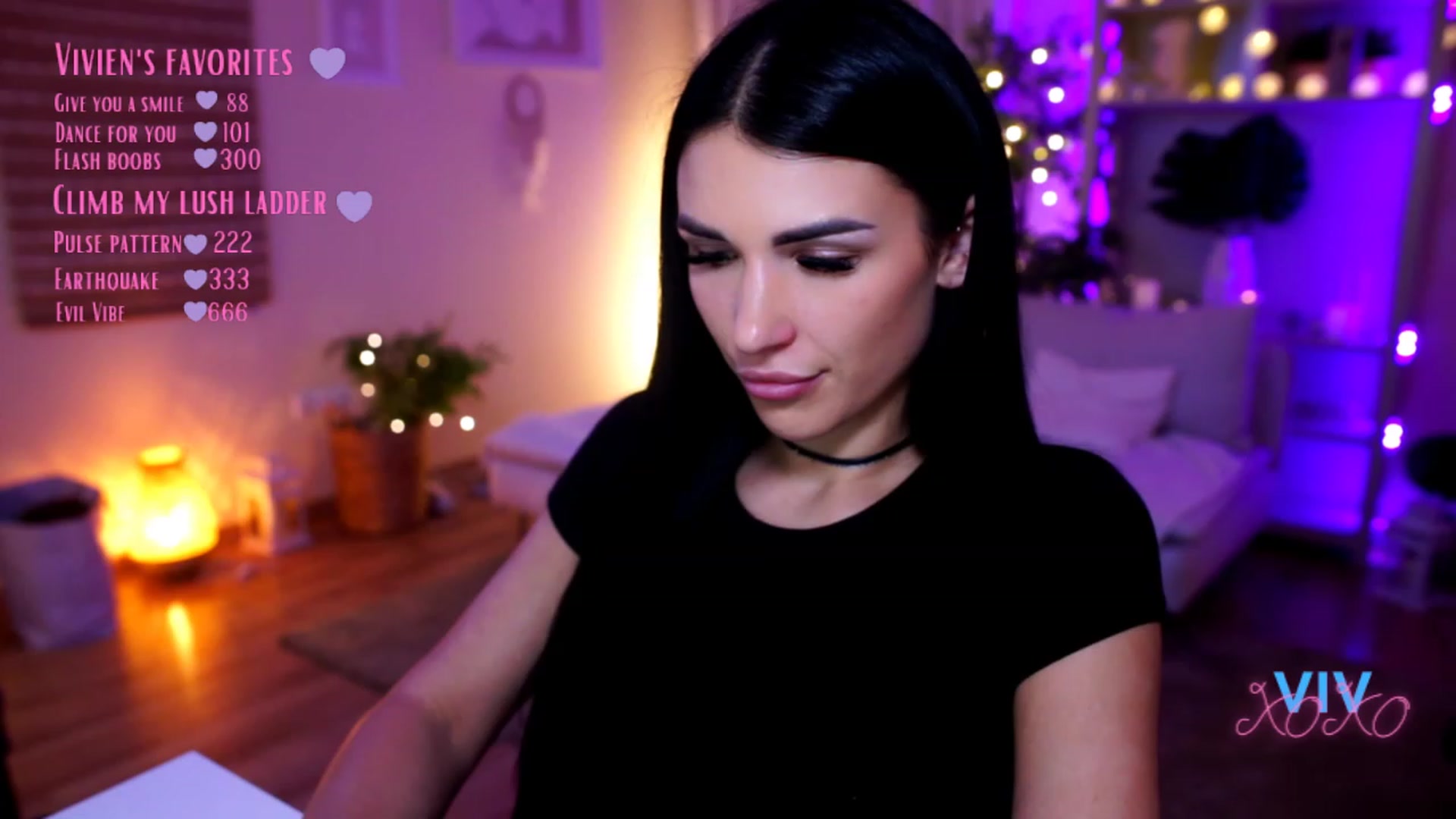 Gallery image thumbnail from kerelai's myfreecams stream on, 02/18/2023, 20:45 image 8 of 20