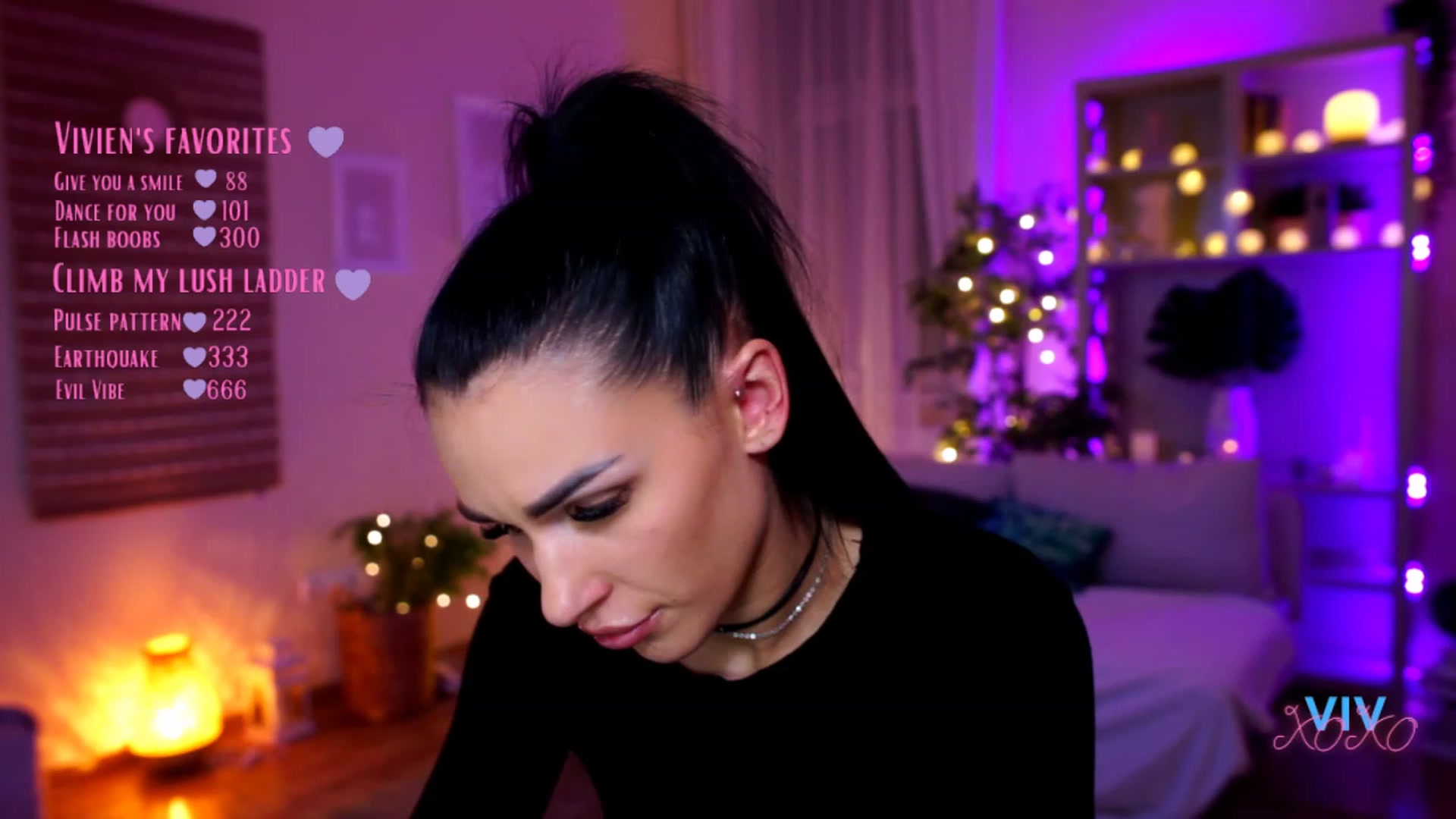 Gallery image thumbnail from kerelai's myfreecams stream on, 02/20/2023, 19:15 image 8 of 20