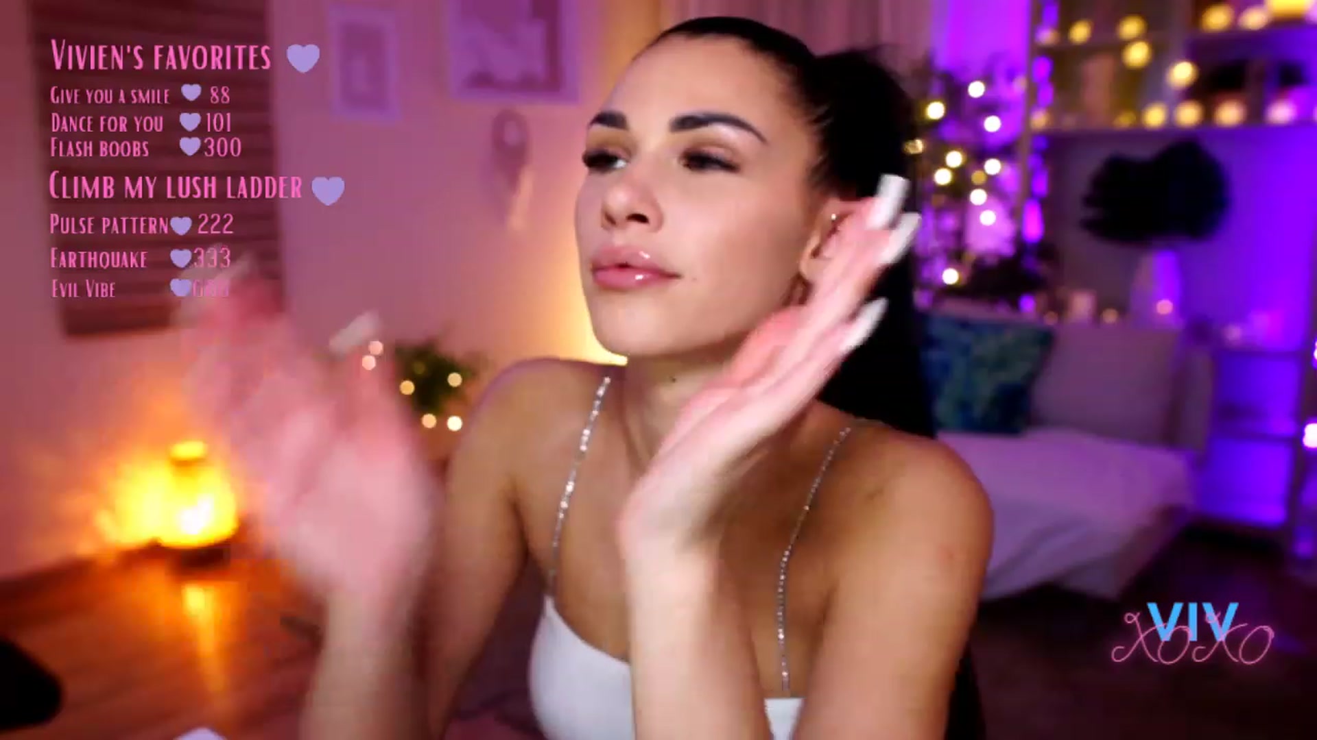 Gallery image thumbnail from kerelai's myfreecams stream on, 02/22/2023, 17:28 image 12 of 20