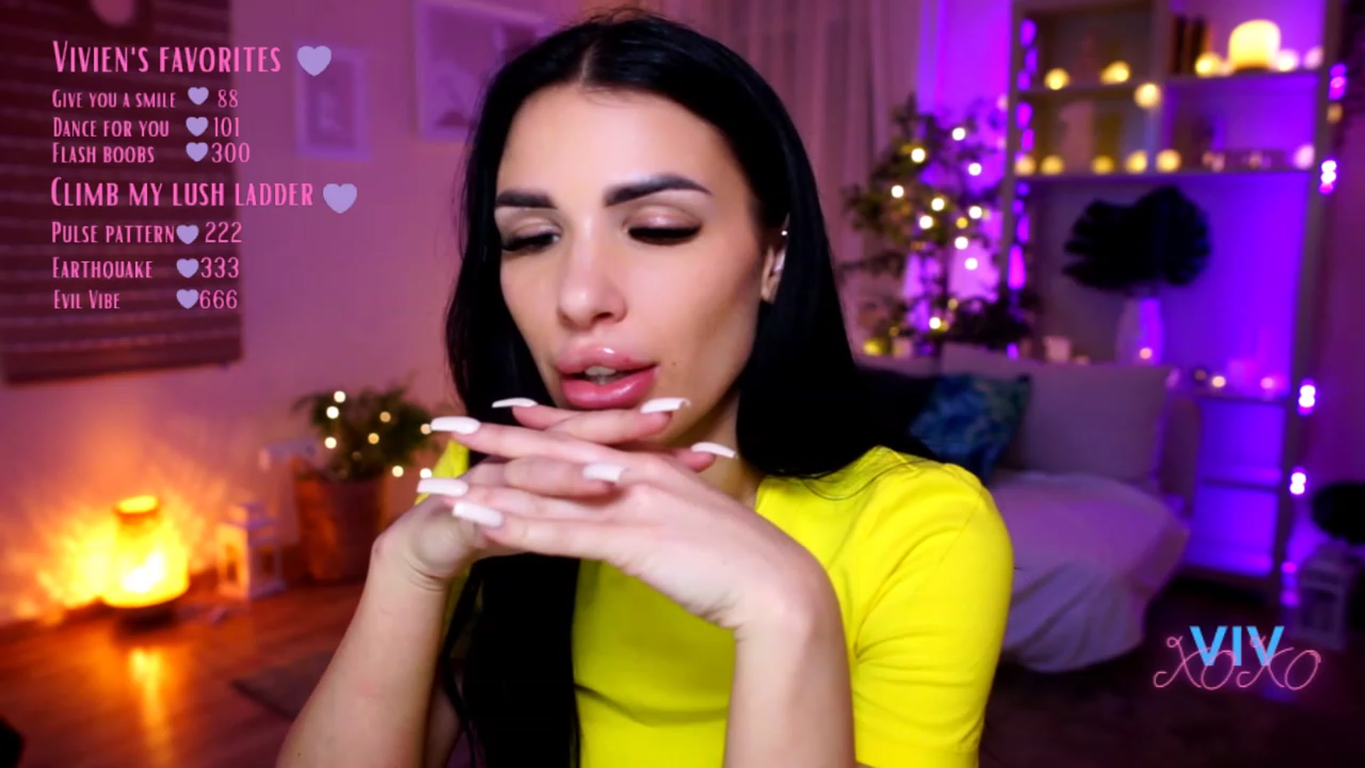 Gallery image thumbnail from kerelai's myfreecams stream on, 02/25/2023, 17:11 image 7 of 20