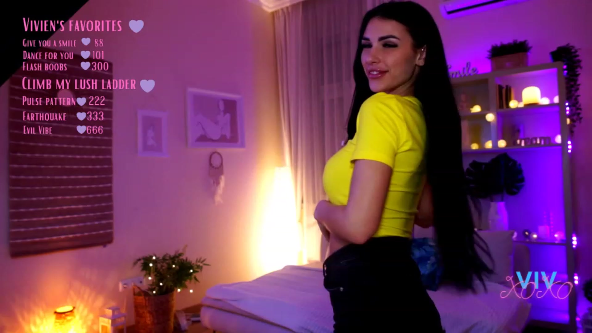 Gallery image thumbnail from kerelai's myfreecams stream on, 02/25/2023, 18:01 image 3 of 20