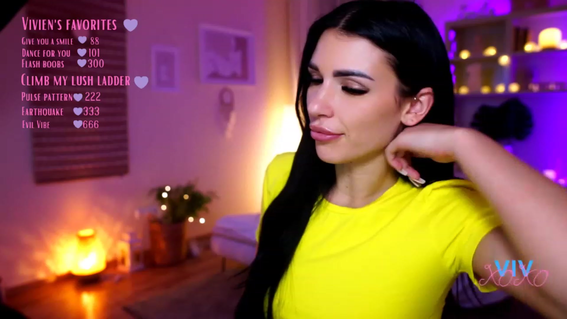 Gallery image thumbnail from kerelai's myfreecams stream on, 02/25/2023, 20:00 image 12 of 20