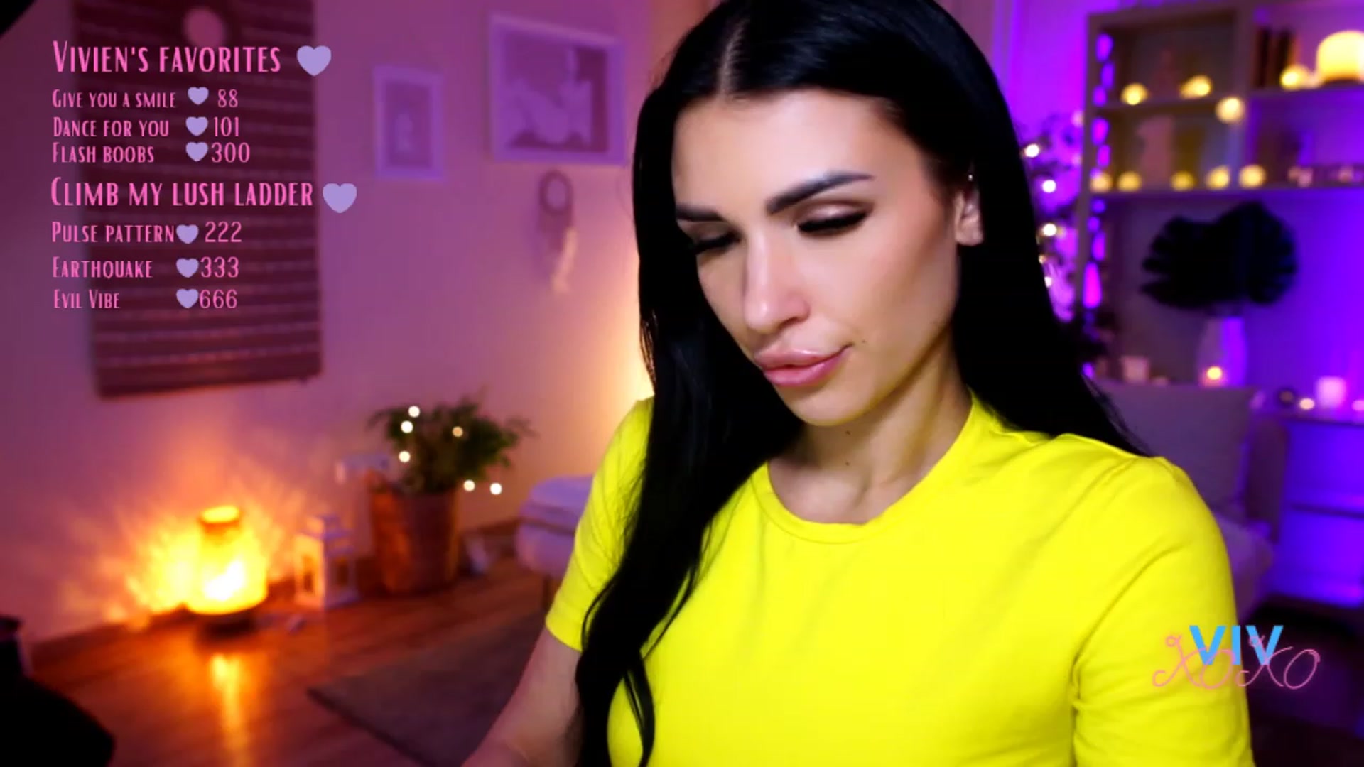 Gallery image thumbnail from kerelai's myfreecams stream on, 02/25/2023, 20:00 image 15 of 20