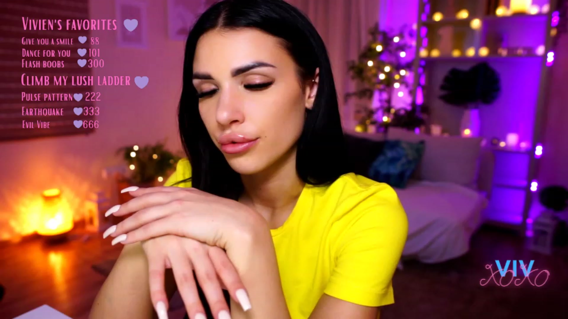 Gallery image thumbnail from kerelai's myfreecams stream on, 02/25/2023, 20:00 image 1 of 20