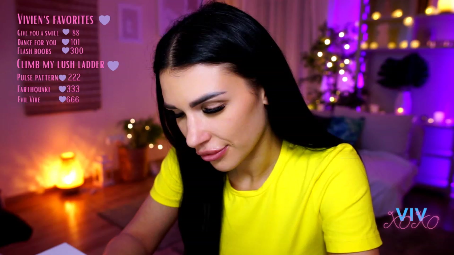 Gallery image thumbnail from kerelai's myfreecams stream on, 02/25/2023, 20:00 image 9 of 20