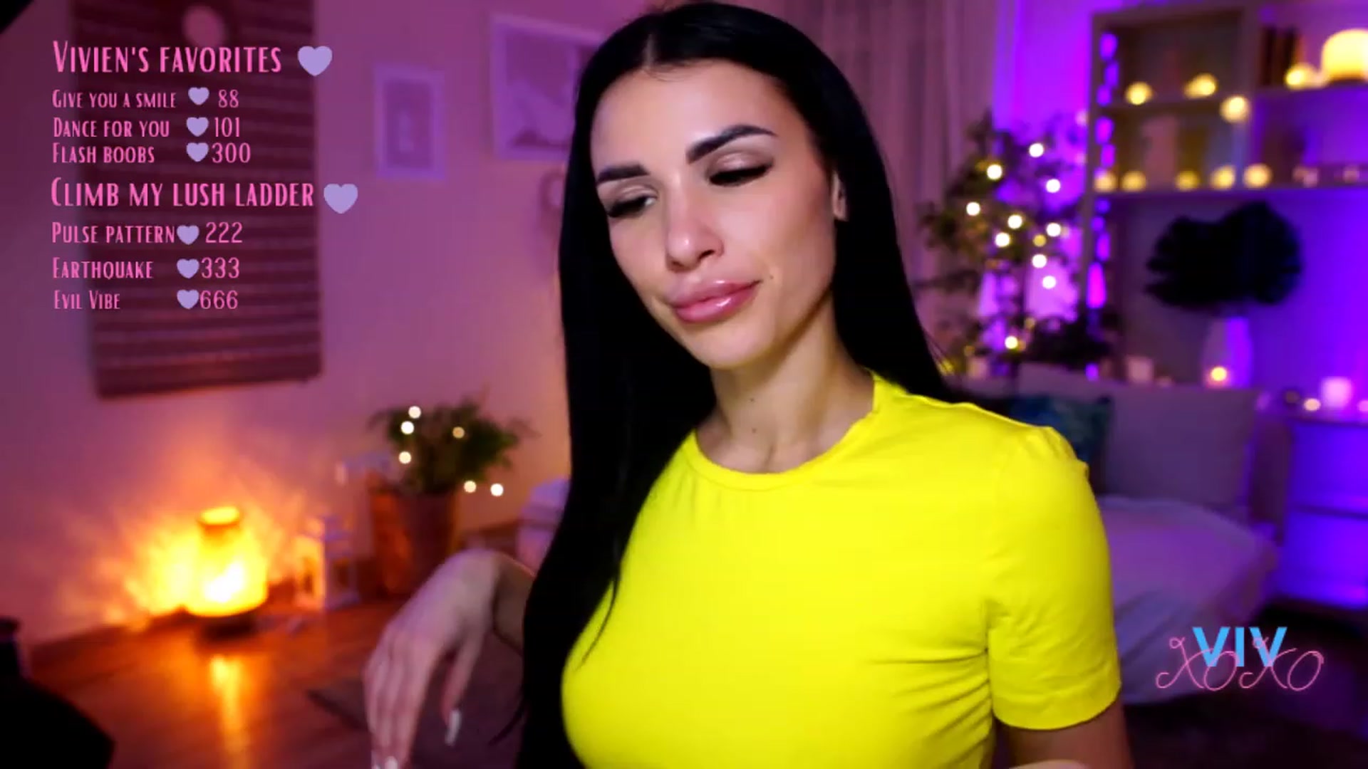 Gallery image thumbnail from kerelai's myfreecams stream on, 02/25/2023, 20:00 image 16 of 20