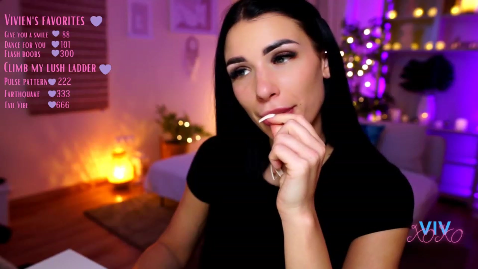 Gallery image thumbnail from kerelai's myfreecams stream on, 03/02/2023, 21:36 image 20 of 20