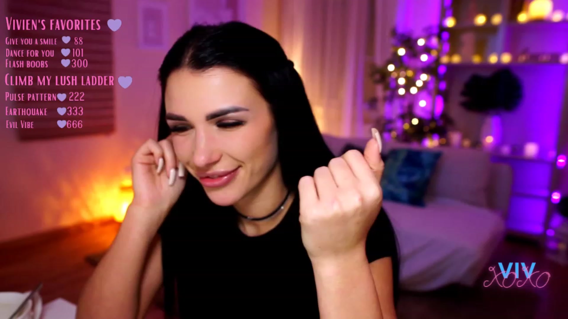 Gallery image thumbnail from kerelai's myfreecams stream on, 03/02/2023, 21:36 image 1 of 20