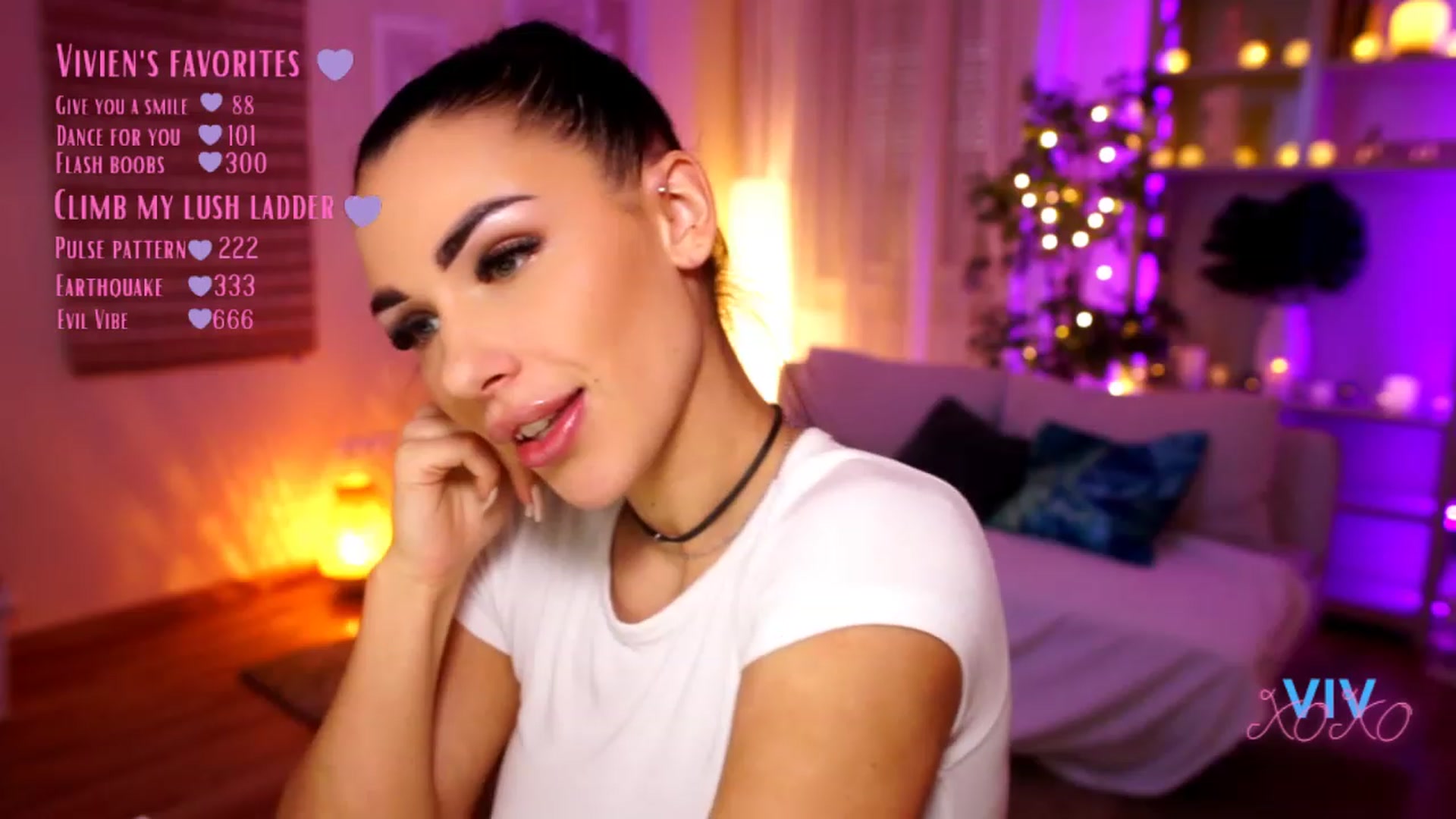 Gallery image thumbnail from kerelai's myfreecams stream on, 03/03/2023, 18:04 image 3 of 20