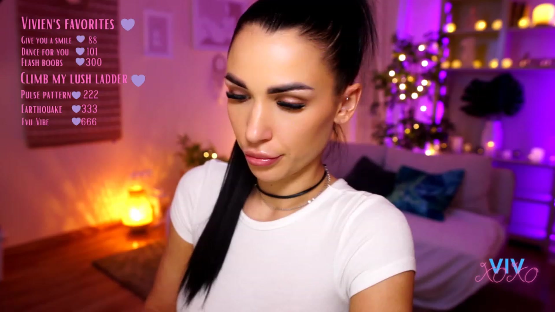 Gallery image thumbnail from kerelai's myfreecams stream on, 03/03/2023, 18:04 image 15 of 20