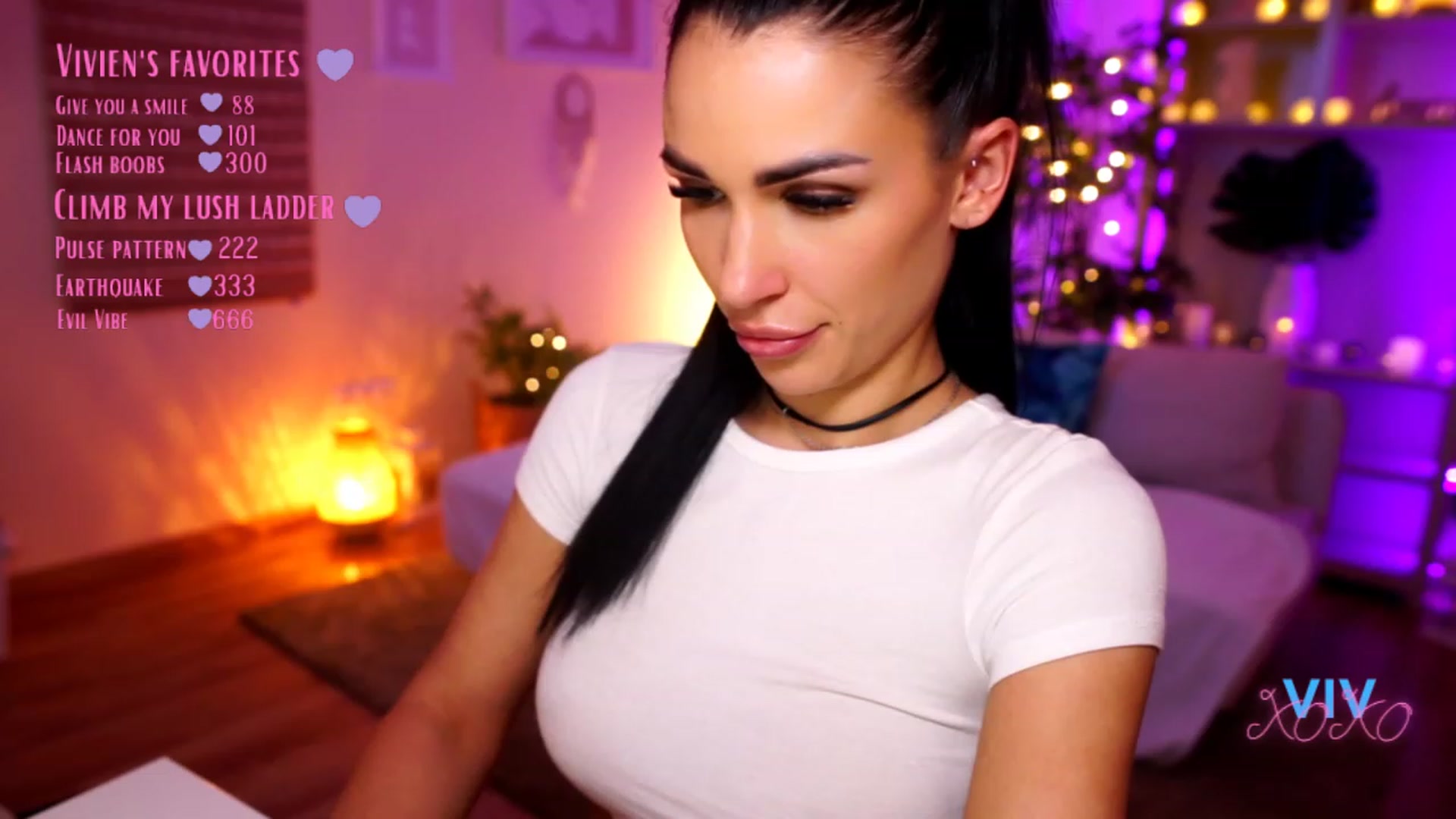 Gallery image thumbnail from kerelai's myfreecams stream on, 03/03/2023, 21:12 image 16 of 20