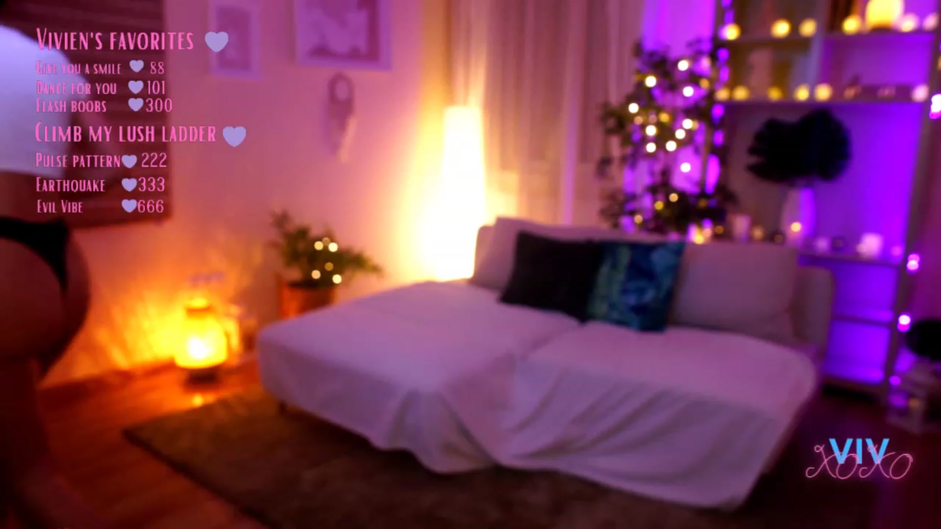 Gallery image thumbnail from kerelai's myfreecams stream on, 03/03/2023, 21:12 image 8 of 20