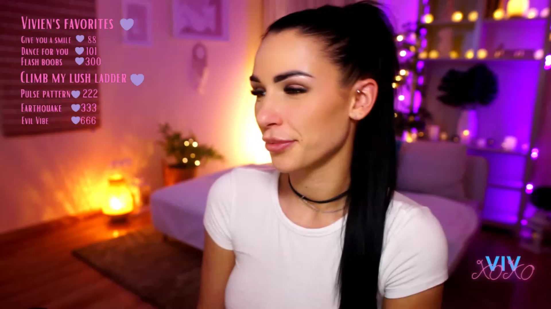 Gallery image thumbnail from kerelai's myfreecams stream on, 03/03/2023, 21:12 image 6 of 20