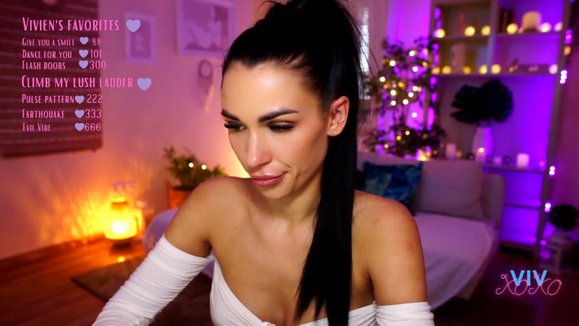 Gallery image thumbnail from kerelai's myfreecams stream on, 03/04/2023, 16:10 image 3 of 20