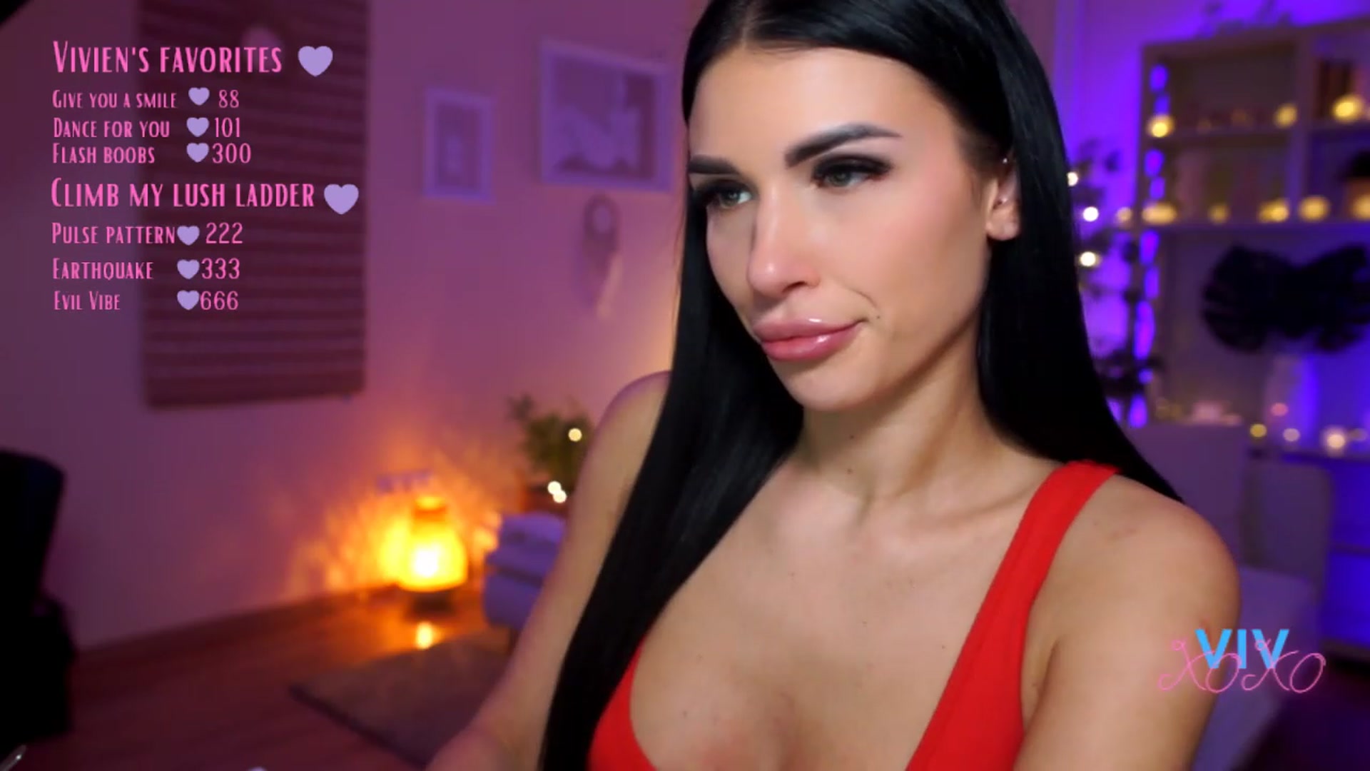 Gallery image thumbnail from kerelai's myfreecams stream on, 03/12/2023, 18:43 image 16 of 20