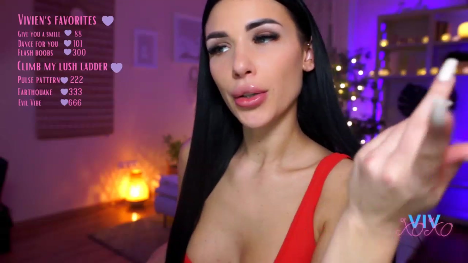 Gallery image thumbnail from kerelai's myfreecams stream on, 03/12/2023, 18:43 image 11 of 20
